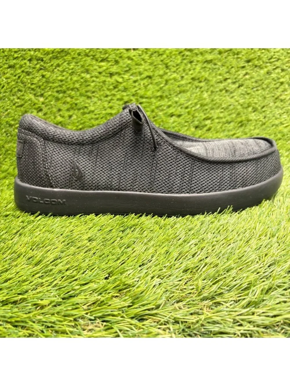 Volcom Chill Mens Size 10E All Black Composite Toe Safety Work Slip On Shoes